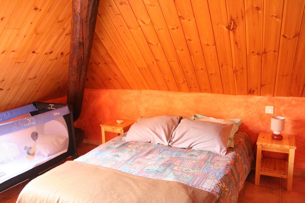 Gite Les Foulons Saint-Jean-Saint-Nicolas Room photo